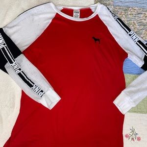 VS Pink Long sleeve shirt❤️ Size Medium